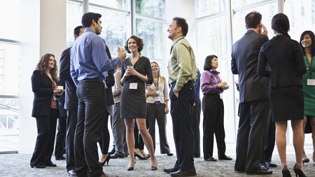 Giao tiếp trong công việc: “6 cách nhân đôi lợi ích với các sự kiện networking”